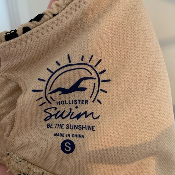 Hollister Smocked Cheetah Bikini Top, Small - Picture 3 of 3